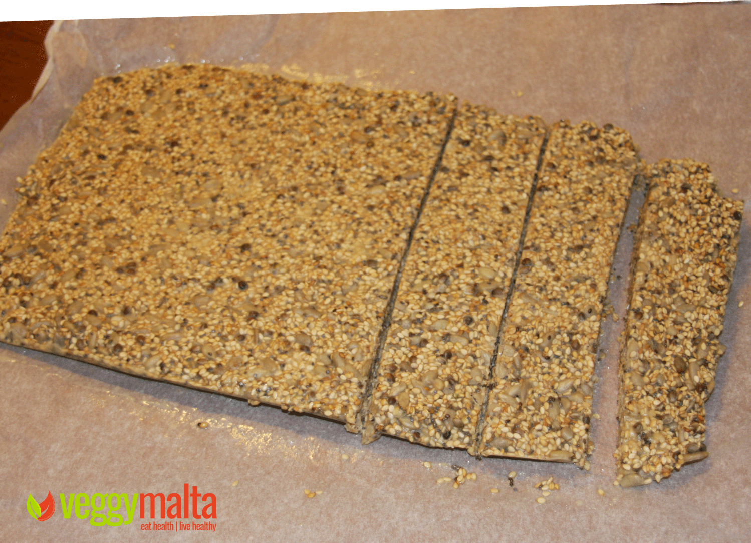 sesame-seeds-and-multi-seeds-protein-bar-not-yet-cut