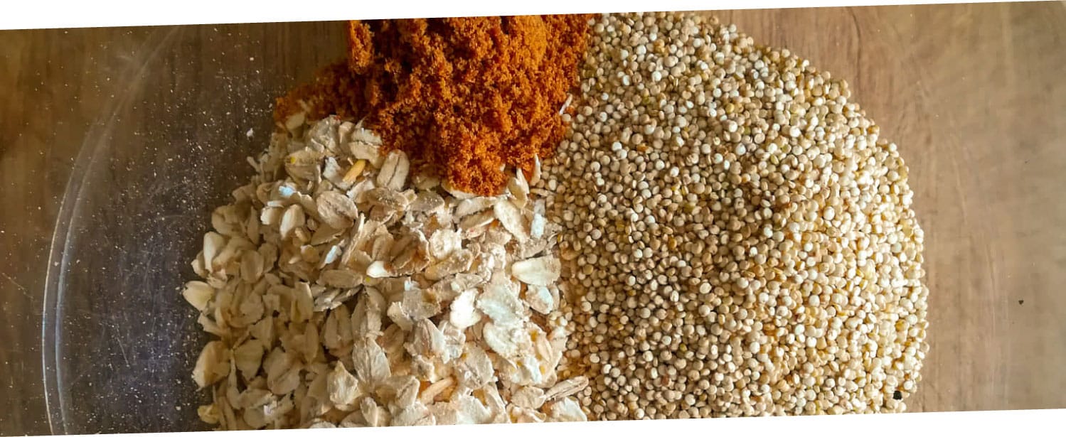 ramona-debono-Crunchy-Quinoa-Granola-mix-dry