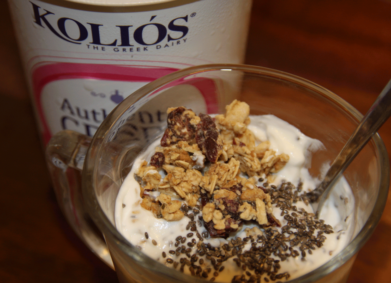 kolios-yogurt-muesli-chia-seeds-mix