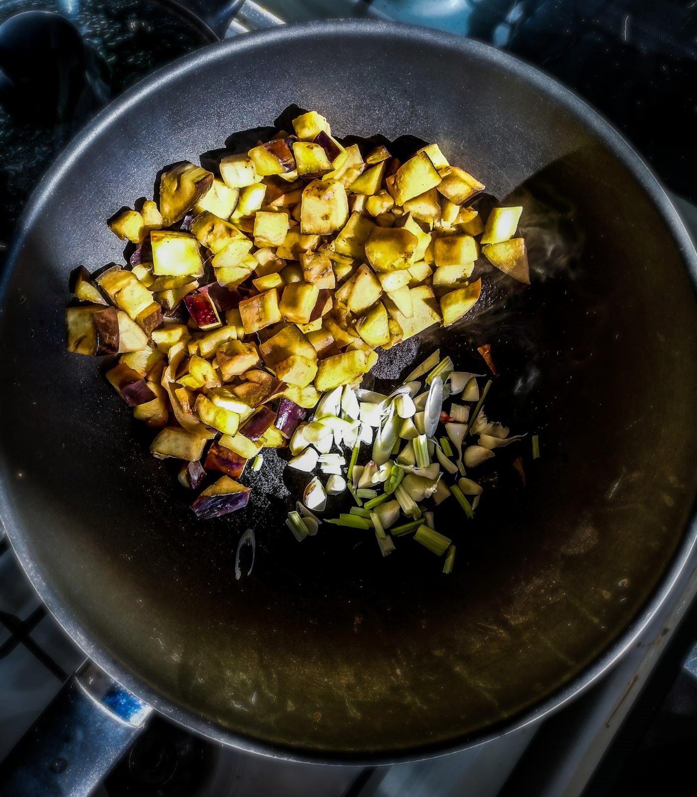 Aubergines and Basil preperation