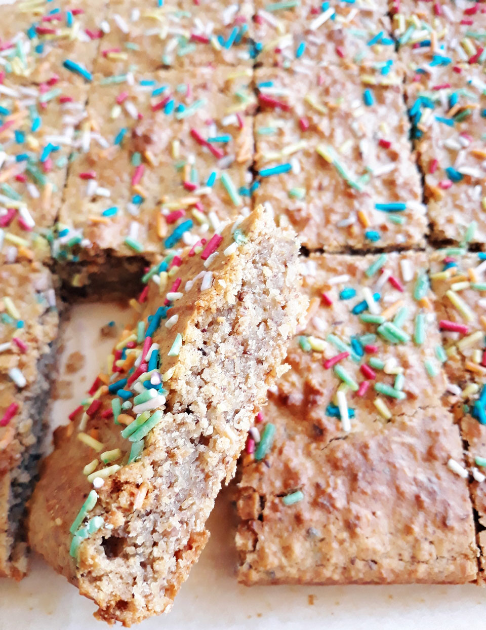 vegan-birthday-blondies.recipe