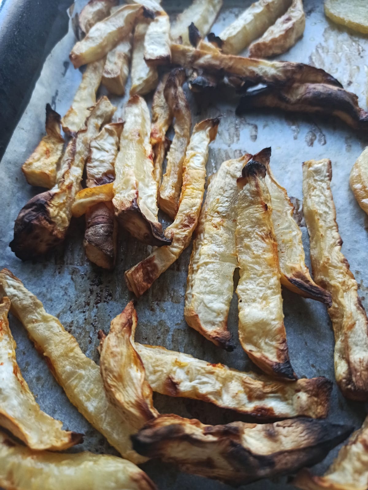 American-style hot dogs with celery root fries vegan