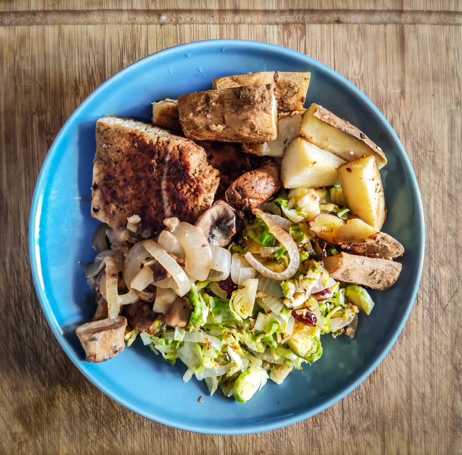 shredded-brussels-sprouts-with-pistachios-cranberries-and-parmesan-vegan