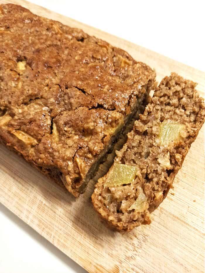 cinnamon-apple-loaf-vegan