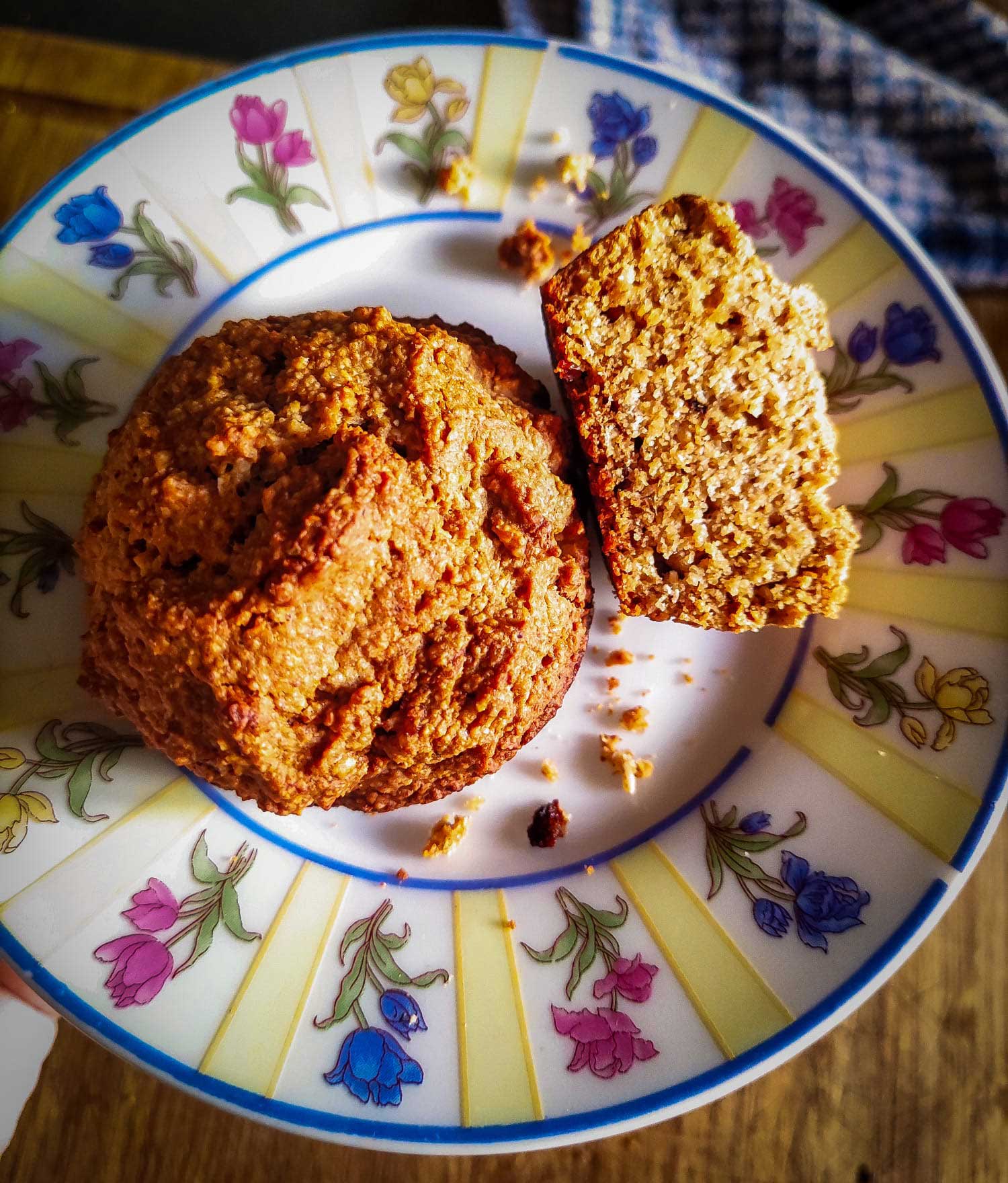 Applesauce Oat Muffins vegan recipe