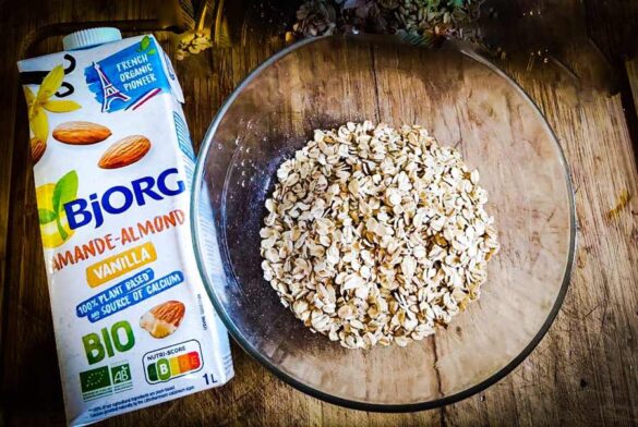 bjORG-oat-milk-with-cereal
