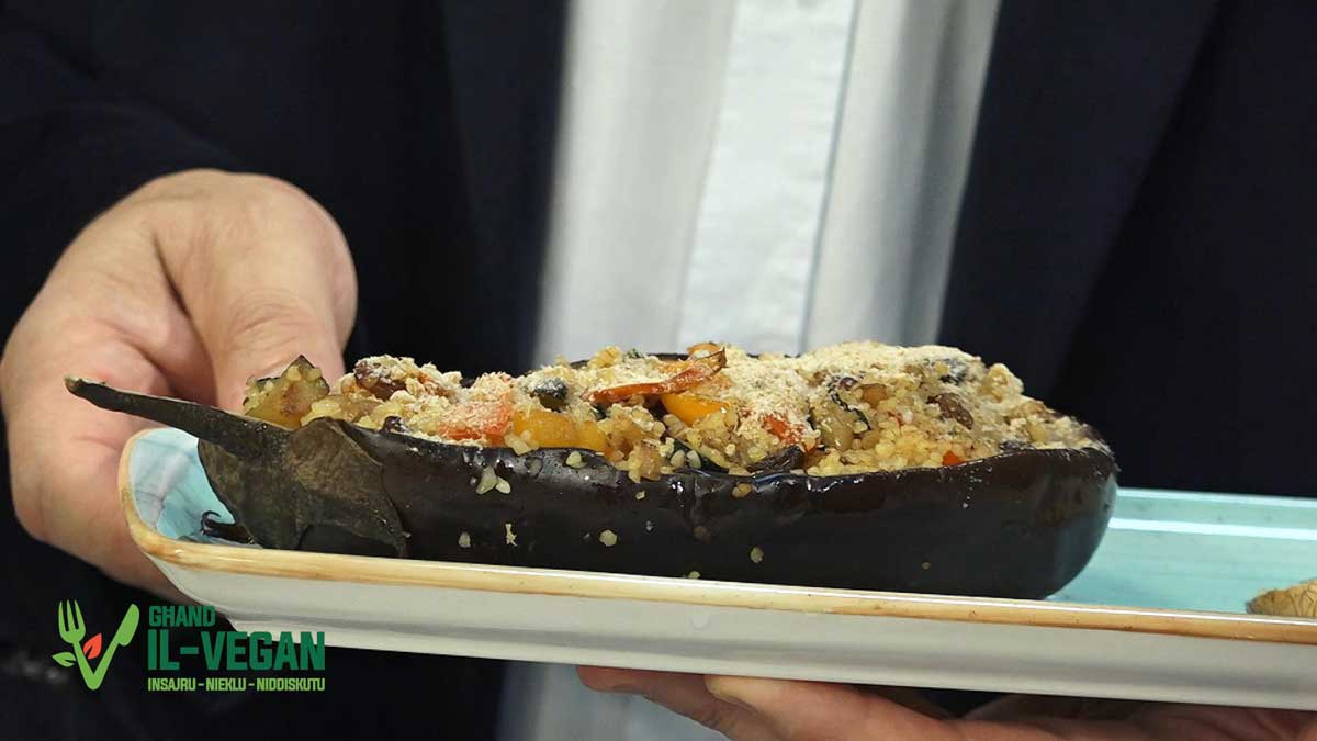 stuffed-aubergine-