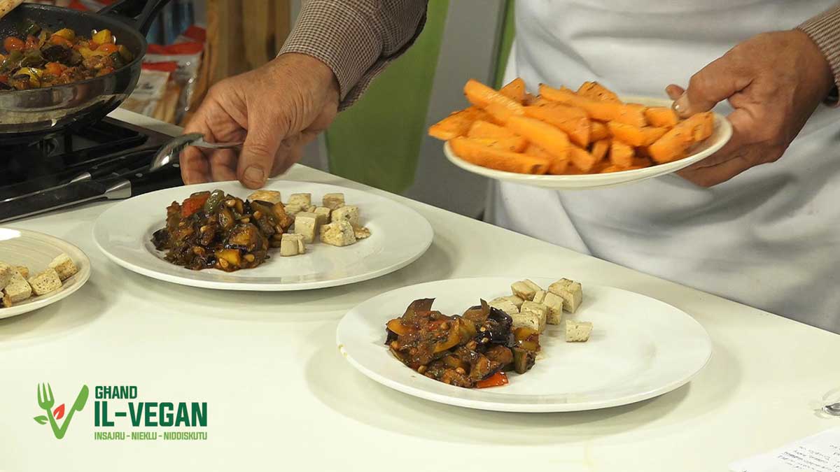 making-vegan-capunata-siciliana