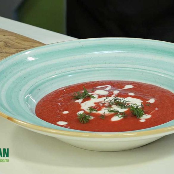 Creamy-Beetroot-&-Radish-Soup